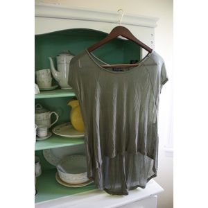 Brandy Melville short sleeve shirt